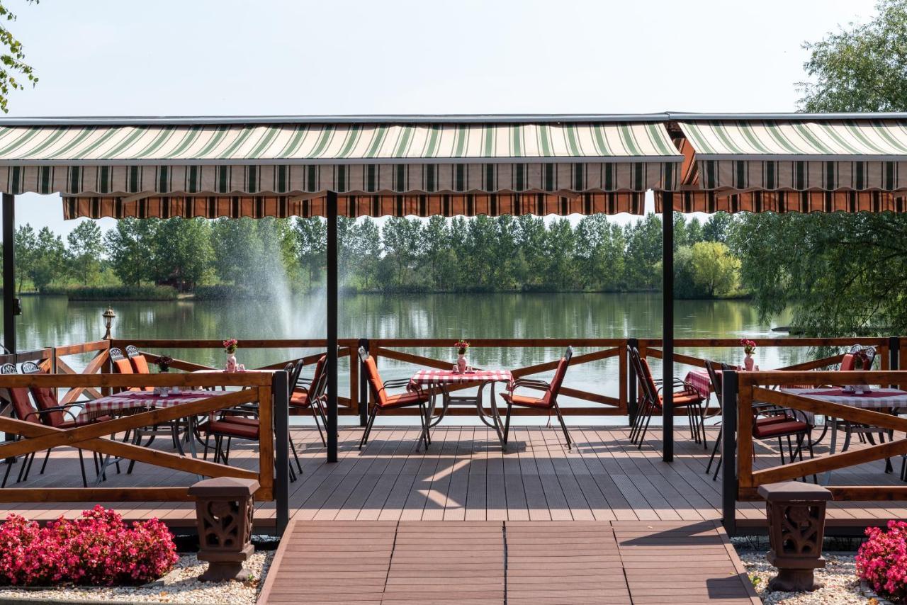 Hotel Bibic Es Tueskevar Etterem Es Horgaszto Nyíregyháza Zewnętrze zdjęcie